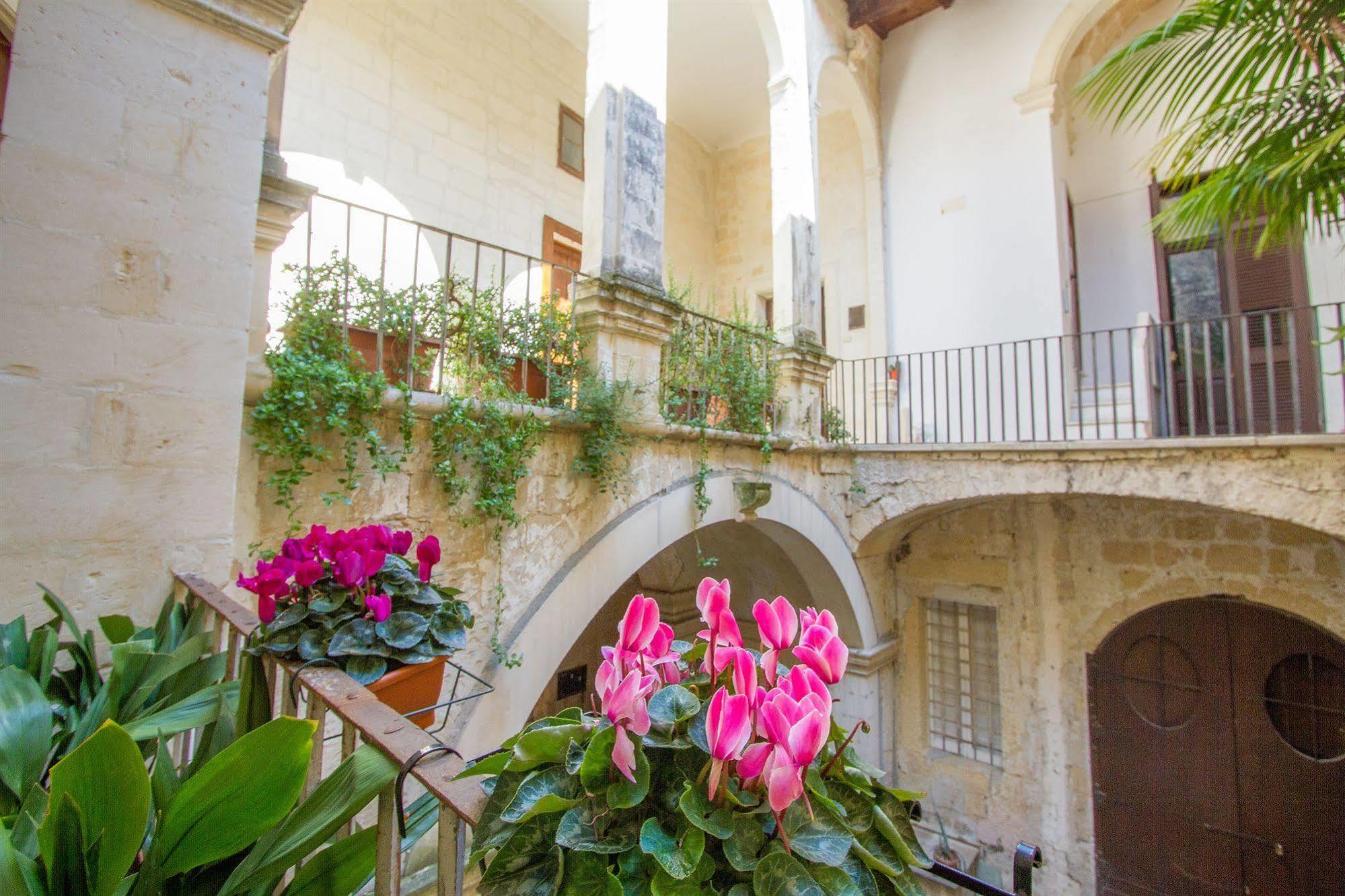 ليتشي B&B Casa Li Santi المظهر الخارجي الصورة